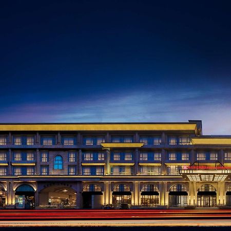 Hilton Garden Inn Beijing Guomao Exterior photo