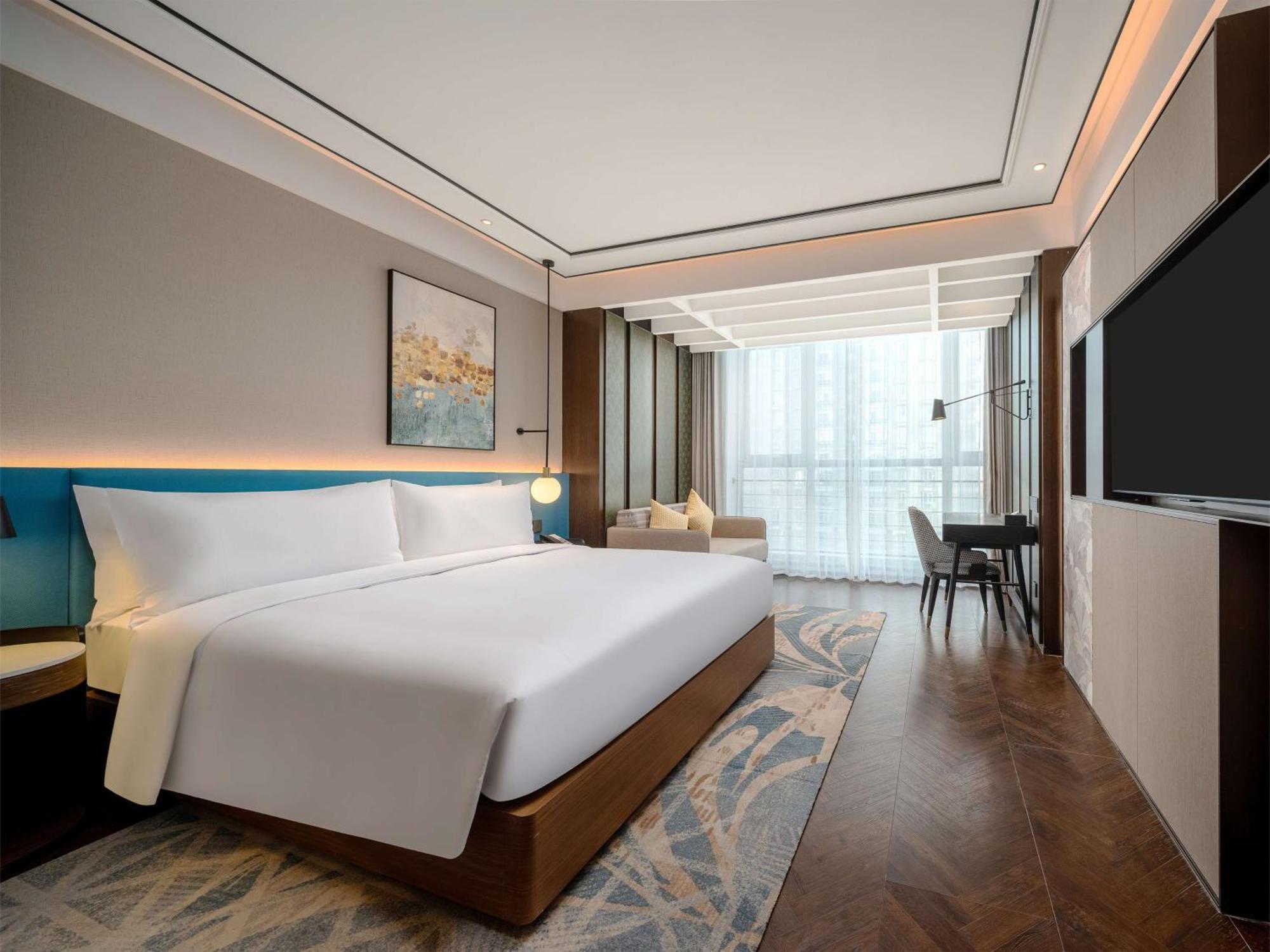 Hilton Garden Inn Beijing Guomao Exterior photo