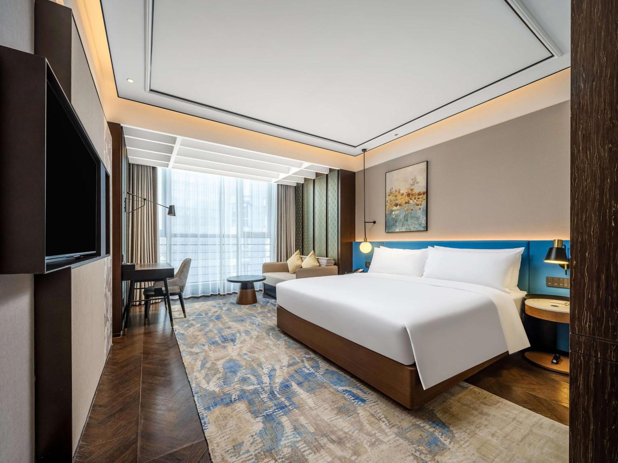 Hilton Garden Inn Beijing Guomao Exterior photo