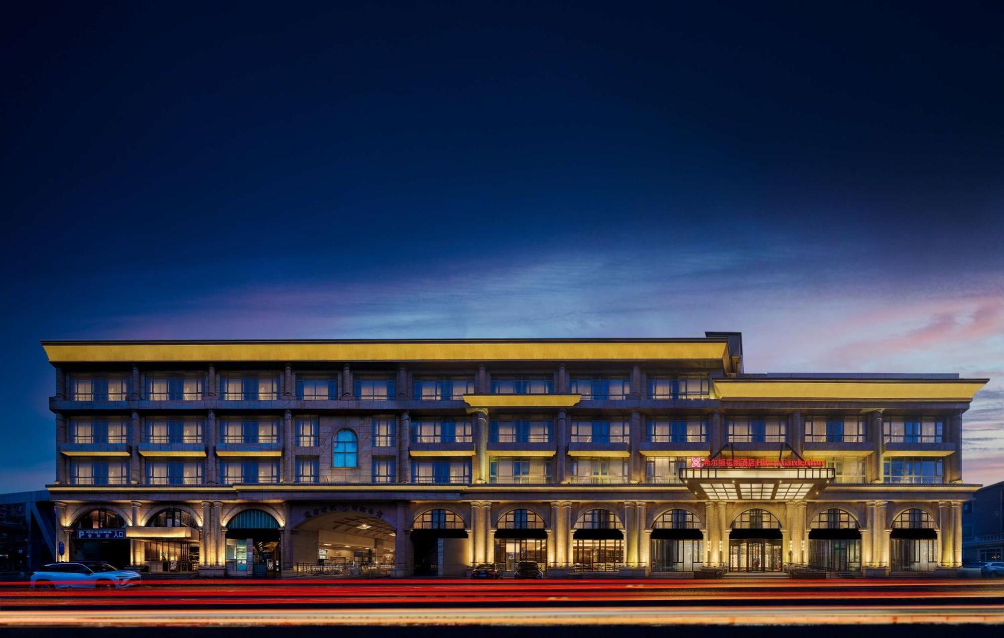 Hilton Garden Inn Beijing Guomao Exterior photo