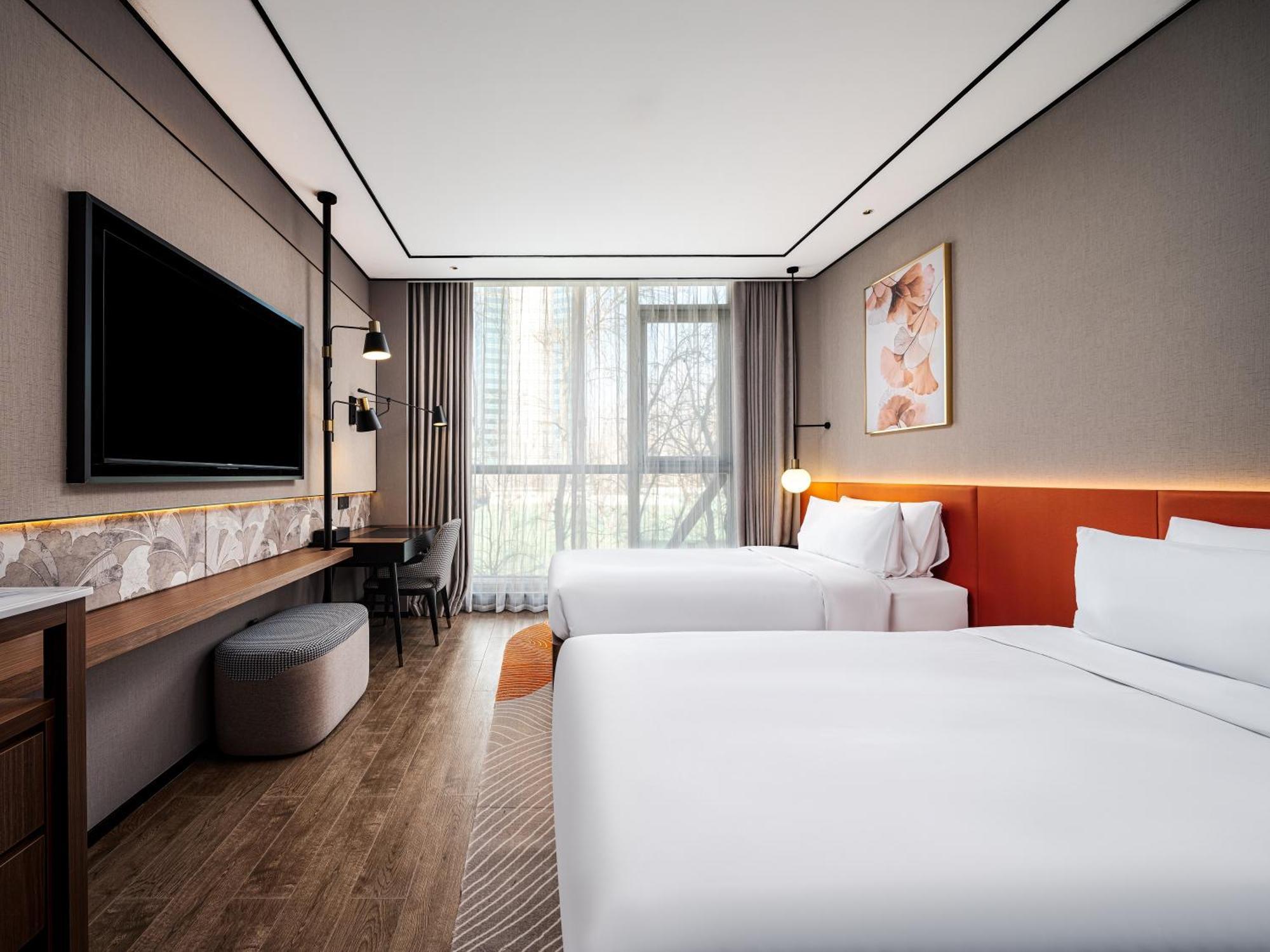 Hilton Garden Inn Beijing Guomao Exterior photo